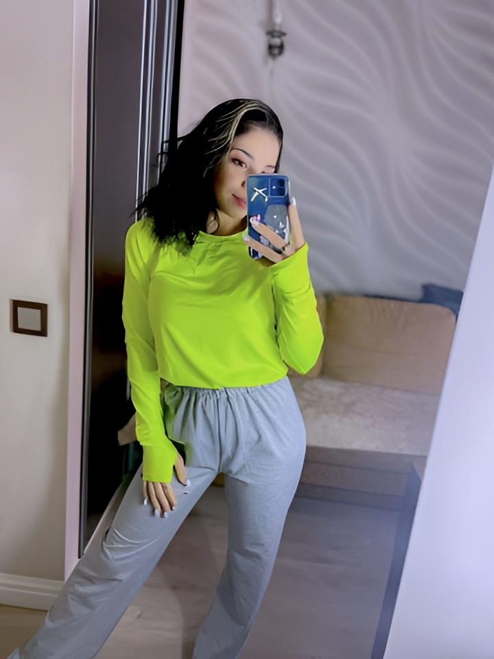 Дарья привлекательная девушка из Нового оскола цена от 10000 руб