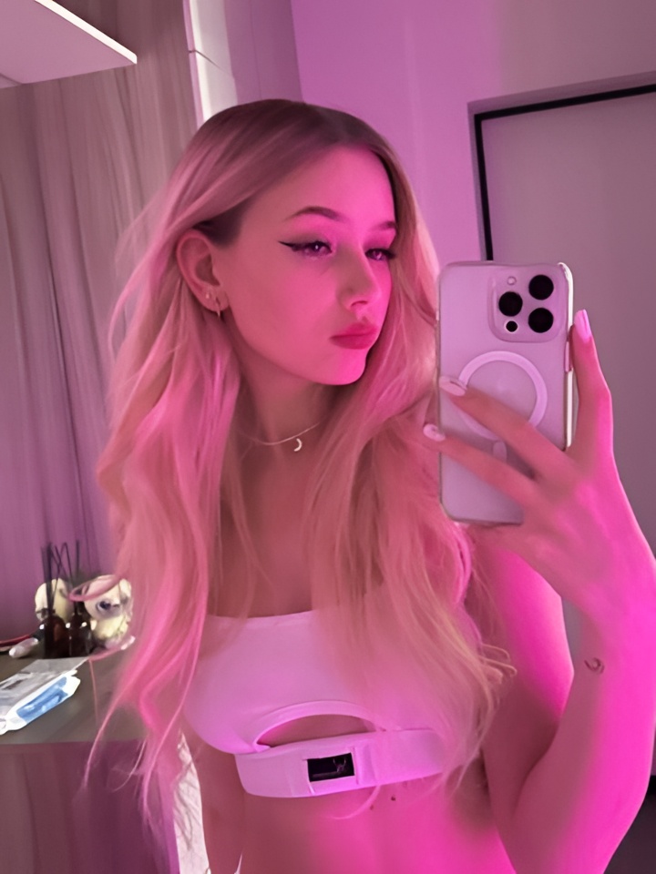 Лолита привлекательная девушка из Нового оскола цена от 2000 руб