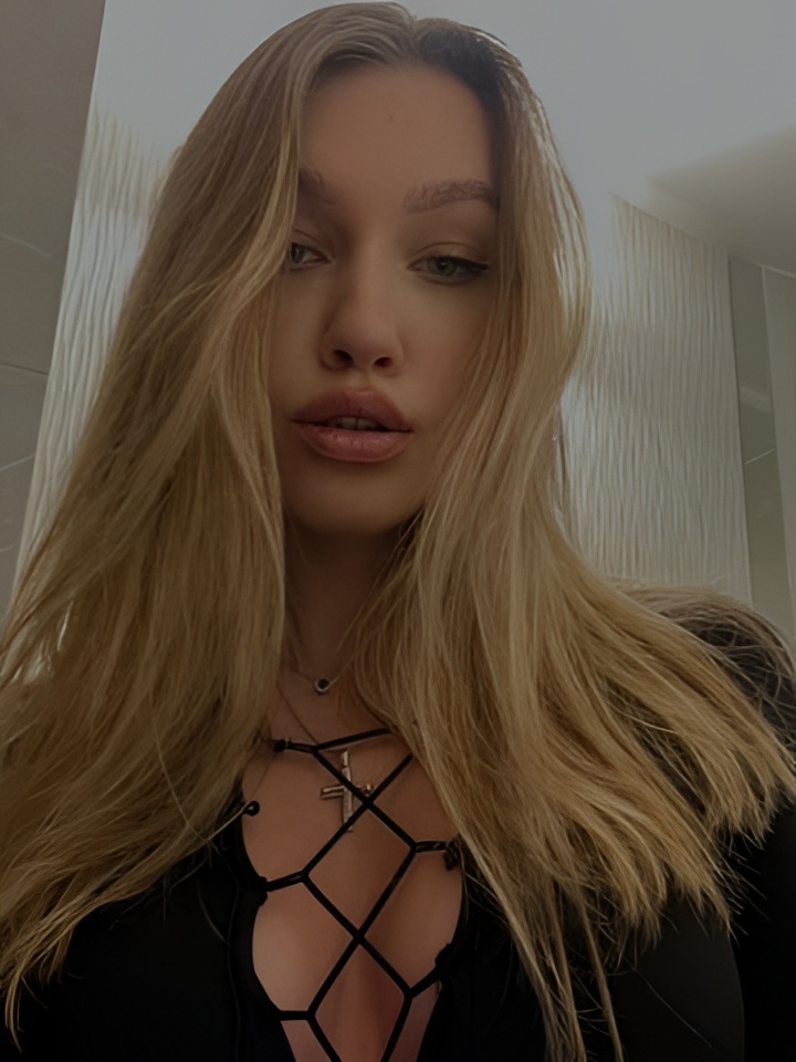 Магдалина привлекательная девушка из Нового оскола цена от 3000 руб