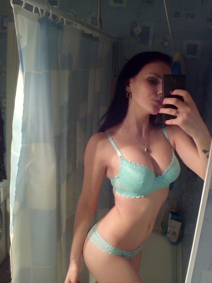 Светлана привлекательная девушка из Нового оскола цена от 1500 руб