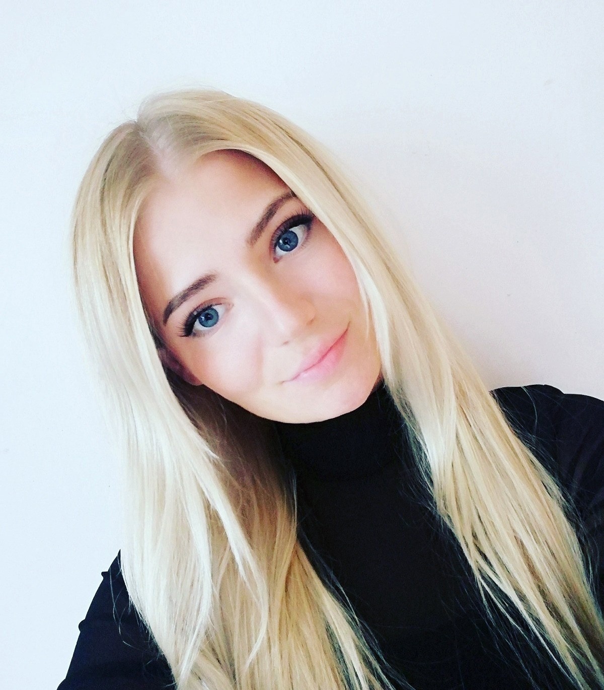 РАДА привлекательная девушка из Нового оскола цена от 3000 руб