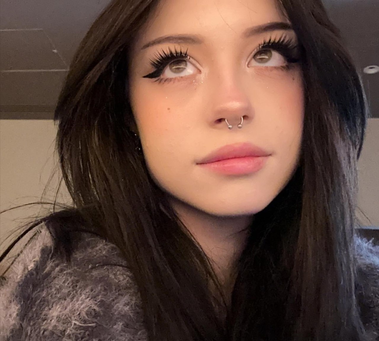 Яночка привлекательная девушка из Нового оскола цена от 6000 руб