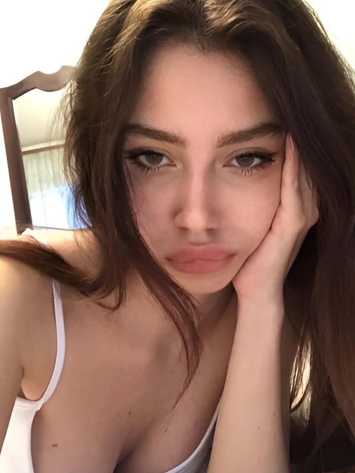 Индивидуалка Фрида, доступна для личного знакомства от 10000 руб